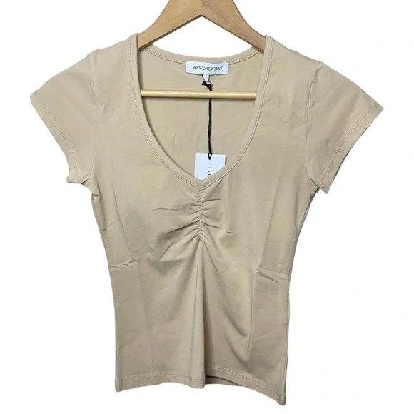 NWT WEWOREWHAT Cotton Ruched Tee - Picture 4 of 11